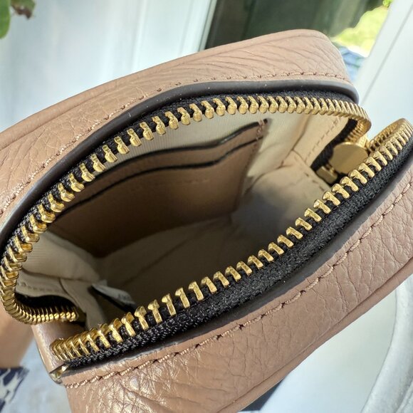 Marc Jacobs THE MOTO SHOT CROSSBODY PHONE CASE S163L01RE21 Dusty Beige - Picture 11 of 13